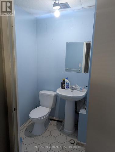 1872 Dundas Street E, Mississauga, ON 