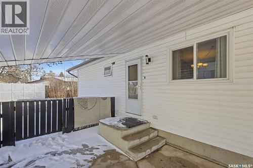 335 Avondale Road, Saskatoon, SK - Outdoor With Exterior