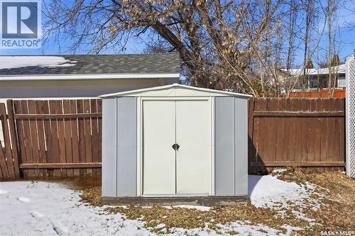 335 Avondale Road, Saskatoon, SK - Outdoor