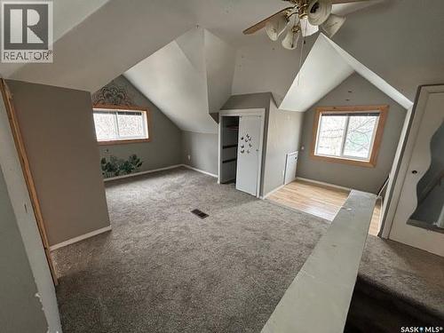 617 Bison Avenue, Weyburn, SK - Indoor Photo Showing Other Room