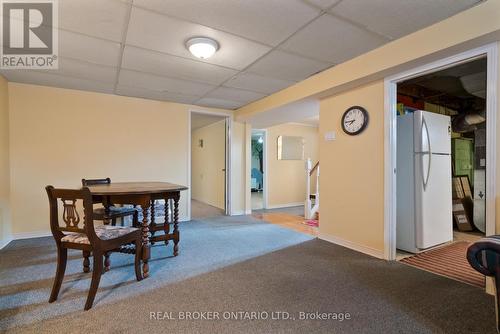 20 Cardinal Drive, Hamilton, ON - Indoor Photo Showing Other Room