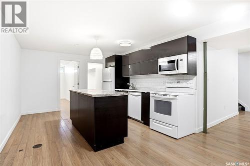 3814 25Th Avenue, Regina, SK - Indoor Photo Showing Kitchen