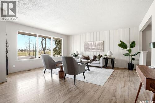 3814 25Th Avenue, Regina, SK - Indoor