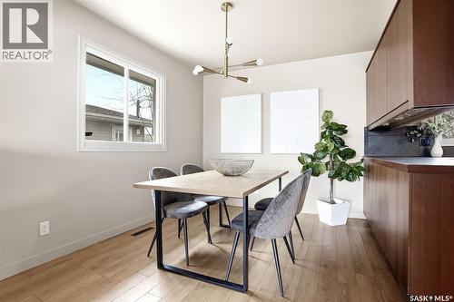 3814 25Th Avenue, Regina, SK - Indoor Photo Showing Dining Room