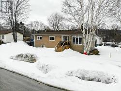 18 Seventh Avenue Pasadena, NL A0L 1K0
