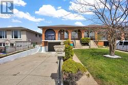 304 CELTIC DRIVE  Hamilton, ON L8E 3S2