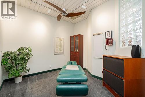 4828 Fraser Street, Vancouver, BC 