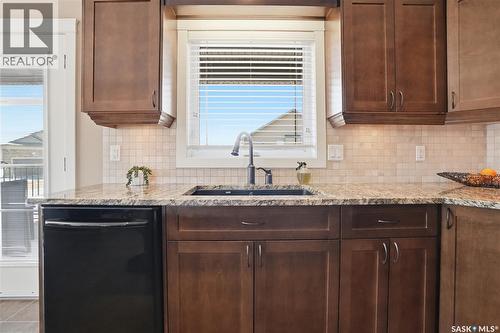 4150 Goldfinch Way, Regina, SK - Indoor Photo Showing Kitchen With Upgraded Kitchen