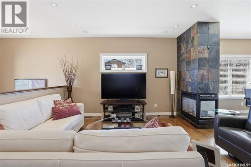 4150 Goldfinch Way, Regina, SK - Indoor Photo Showing Living Room