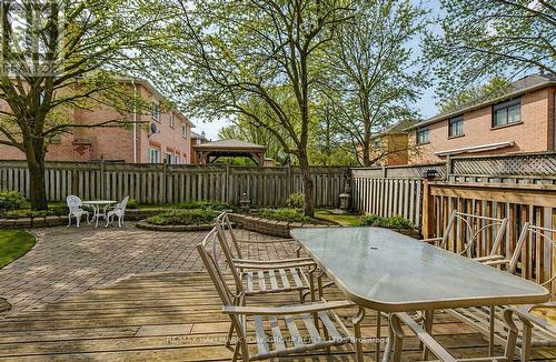 263 Mcclellan Way, Aurora, ON - Outdoor With Deck Patio Veranda