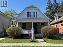 838 MOORE Street  Cambridge, ON N3H 3B8