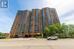 1004 - 300 WEBB DRIVE Mississauga, ON L5B 3W3