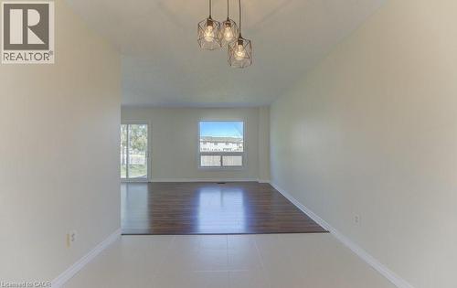 90 Ralgreen Crescent, Kitchener, ON - Indoor Photo Showing Other Room