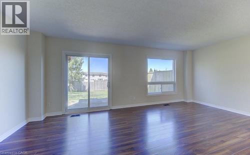 living room - 90 Ralgreen Crescent, Kitchener, ON - Indoor Photo Showing Other Room
