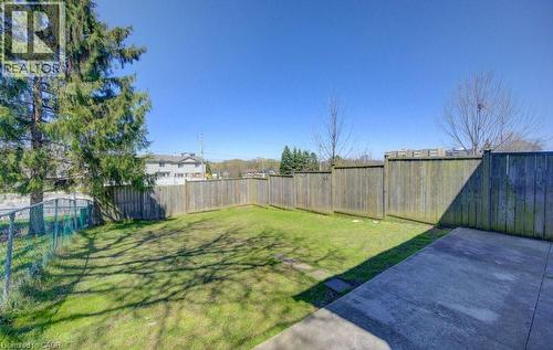 90 Ralgreen Crescent, Kitchener, ON - Outdoor With Backyard