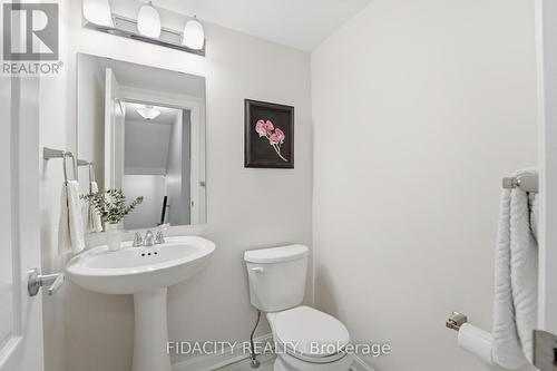 807 Element Private, Ottawa, ON - Indoor Photo Showing Bathroom