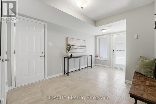 807 Element Private, Ottawa, ON - Indoor Photo Showing Other Room