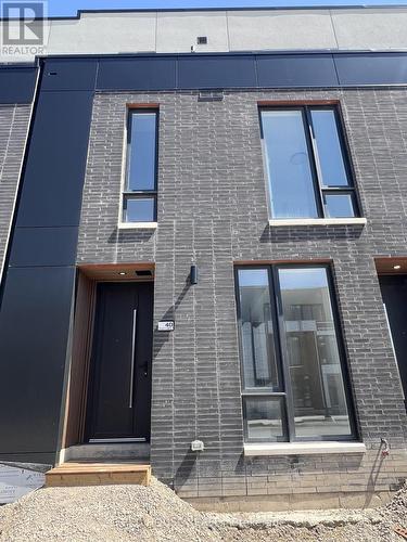 40 Everett Common, St. Catharines, ON - Outdoor