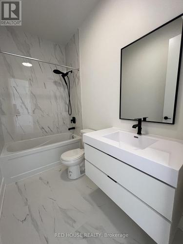 40 Everett Common, St. Catharines, ON - Indoor Photo Showing Bathroom