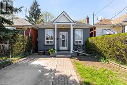 73 NORMAN STREET  Hamilton, ON L8H 4J4