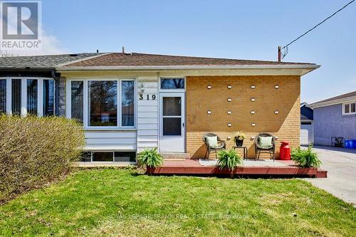 319 DOVEDALE DRIVE  Whitby (Downtown Whitby), ON L1N 1Z8