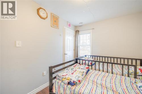 1056-60 Niagara, Windsor, ON - Indoor Photo Showing Bedroom