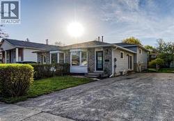 238B NORTHLAKE Drive Waterloo, ON N2V 1A9