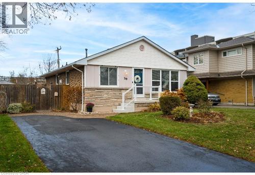 20 Cardinal Drive, Hamilton, ON - Outdoor