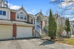33 BOULDER WAY Ottawa, ON K2J 4R6