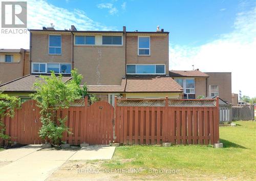 82 - 248 JOHN GARLAND BOULEVARD  Toronto, ON M9V 1N8