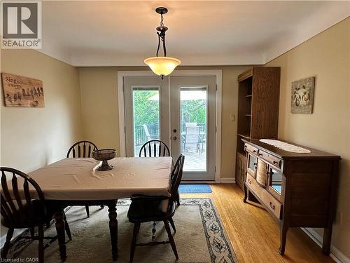 129 Broker Drive, Hamilton, ON - Indoor Photo Showing Dining Room