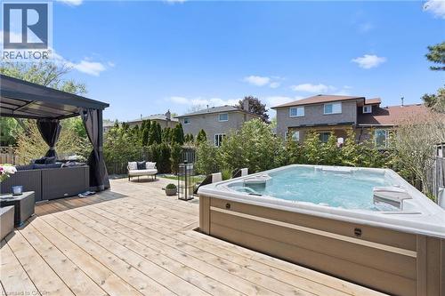 Deck featuring an outdoor living space and a hot tub - 17 Clearview Drive, Hamilton, ON - Outdoor