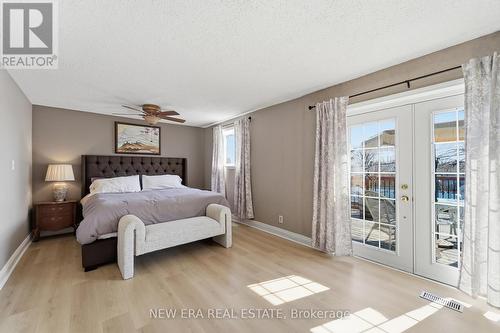 1451 Bala Drive, Oshawa, ON - Indoor Photo Showing Bedroom