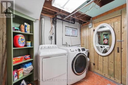 1451 Bala Drive, Oshawa, ON - Indoor Photo Showing Laundry Room