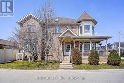 2 CATALINA CRESCENT Richmond Hill, ON L4S 2G2