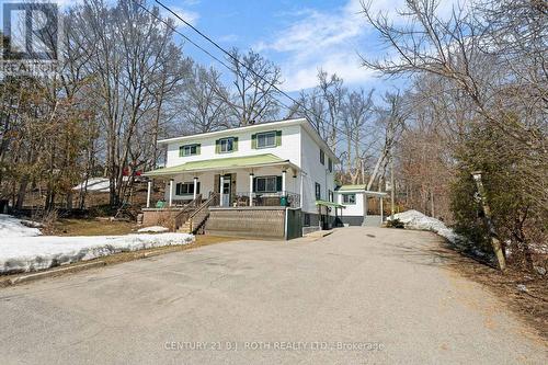 184 BORLAND STREET E  Orillia, ON L3V 2C3