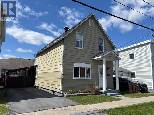 4 Seymour Avenue, Cornwall, ON - Outdoor