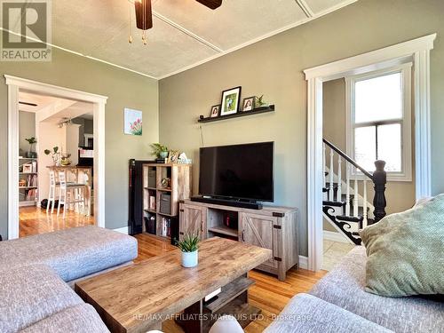 4 Seymour Avenue, Cornwall, ON - Indoor