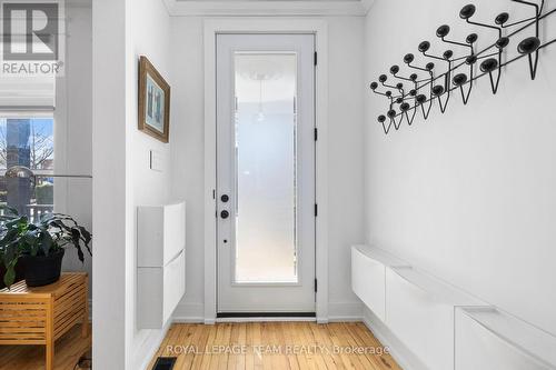 45 Springfield Road, Ottawa, ON - Indoor Photo Showing Other Room