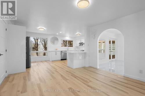 1444 Normandy Crescent, Ottawa, ON - Indoor Photo Showing Kitchen