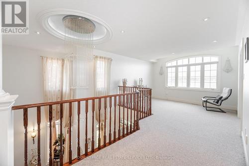 3809 Candlelight Drive, Mississauga, ON - Indoor Photo Showing Other Room