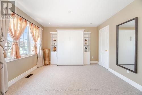 3809 Candlelight Drive, Mississauga, ON - Indoor Photo Showing Other Room