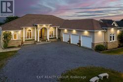 19281 LOYALIST PARKWAY Prince Edward County (Hillier Ward), ON K0K 1T0