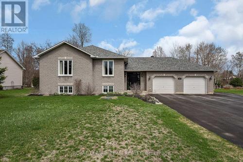 1517 BACK PLACE AVENUE  Ottawa, ON K4P 1R3