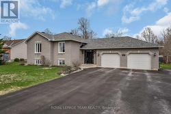 1517 BACK PLACE AVENUE Ottawa, ON K4P 1R3