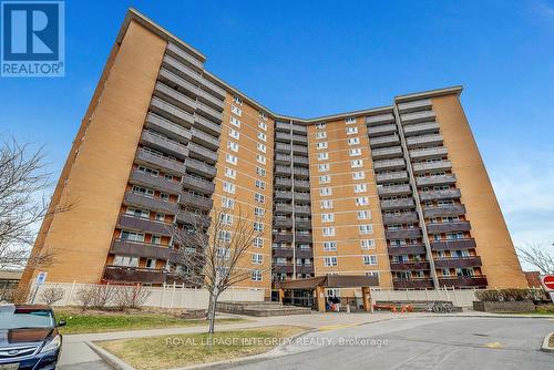 206 - 2000 JASMINE CRESCENT  Ottawa, ON K1J 8K4