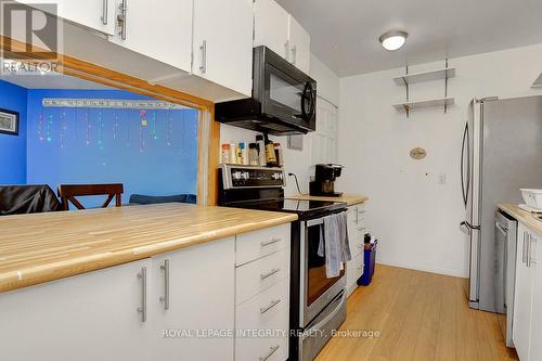 206 - 2000 Jasmine Crescent, Ottawa, ON - Indoor Photo Showing Kitchen