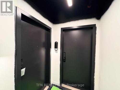 104 - 4878 Powers Common, Burlington, ON -  Photo Showing Other Room