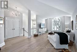 Open concept bungalow living - 