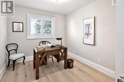 Second main floor bedroom - 